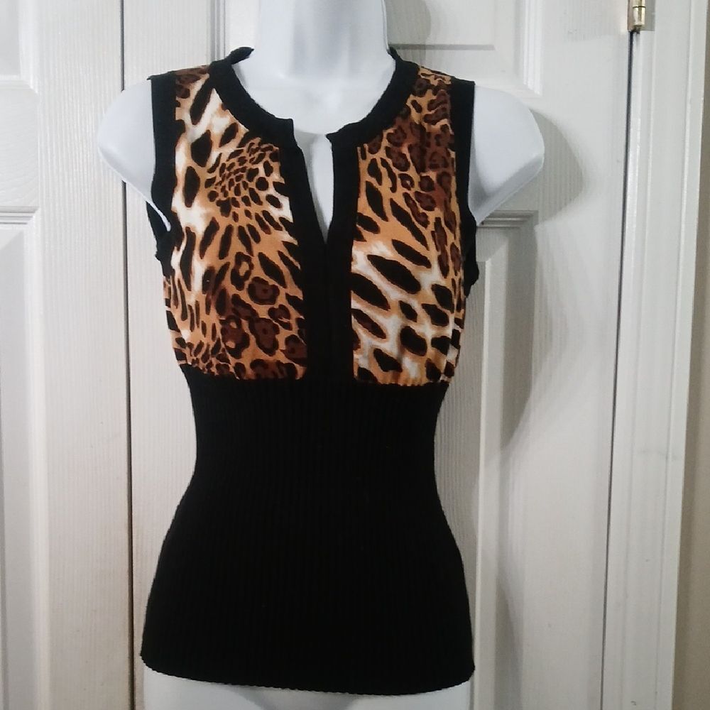 Belldini Leopard Print and Black Sleeveless Sweater Top Sz M NWOT